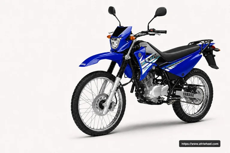 Yamaha XTZ125 in Blue, front three-quarter studio view